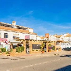 En La Playa Con Patio Privado Apartamento